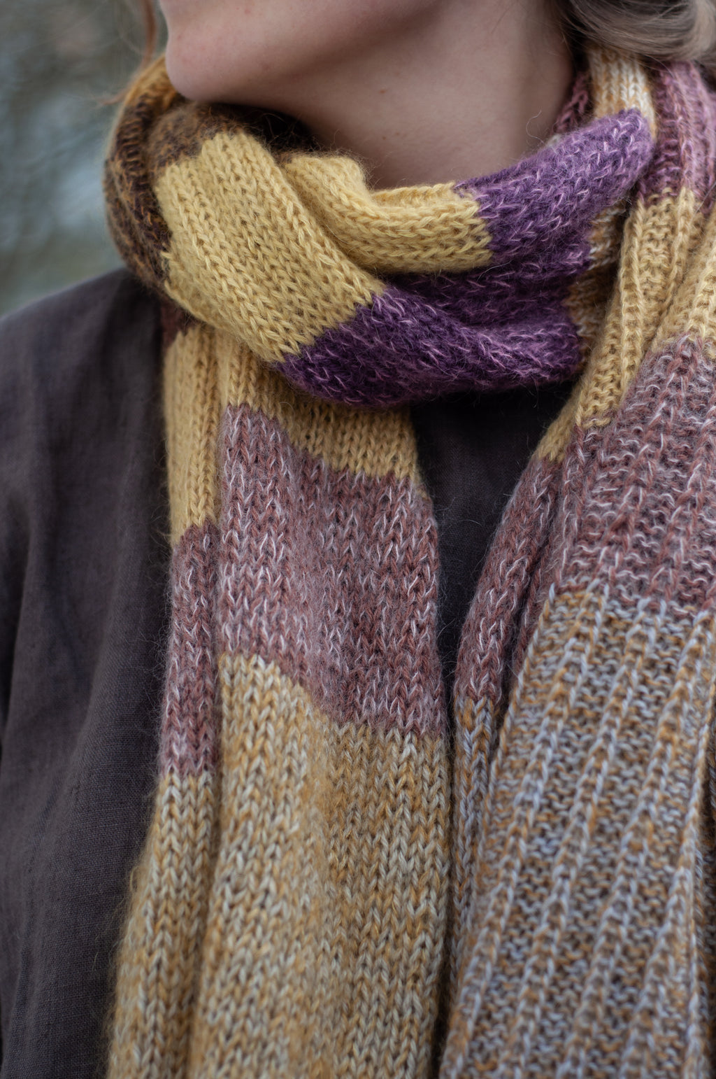 AM scarf