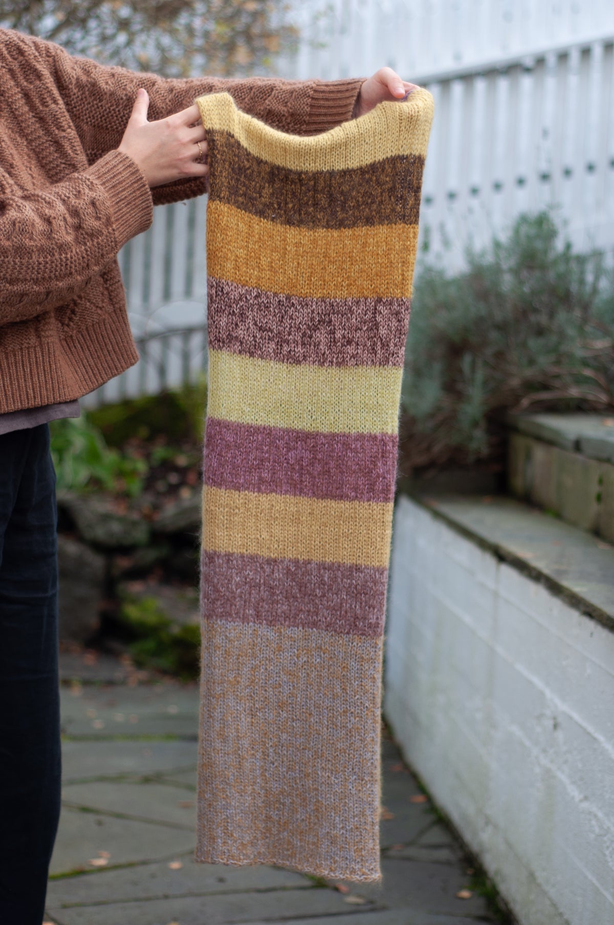 AM scarf